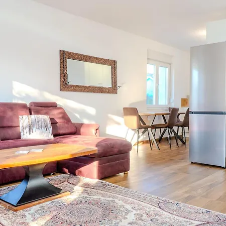 Apartmán Free Parking I 2 Bedroom Kitchen & Terrace Sankt Poelten